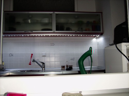 Mit Blitz von der Digi Cam und von aussen Fotografirt