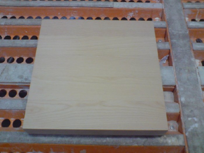 ungefräst.JPG (126.37 KiB) 16019 mal betrachtet Der "Klotz" ohne Fräsung.