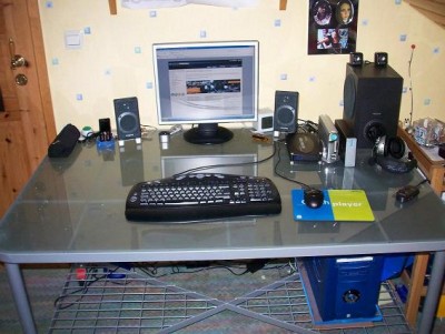 schreibtischml.JPG (61.82 KiB) 19748 mal betrachtet mit licht